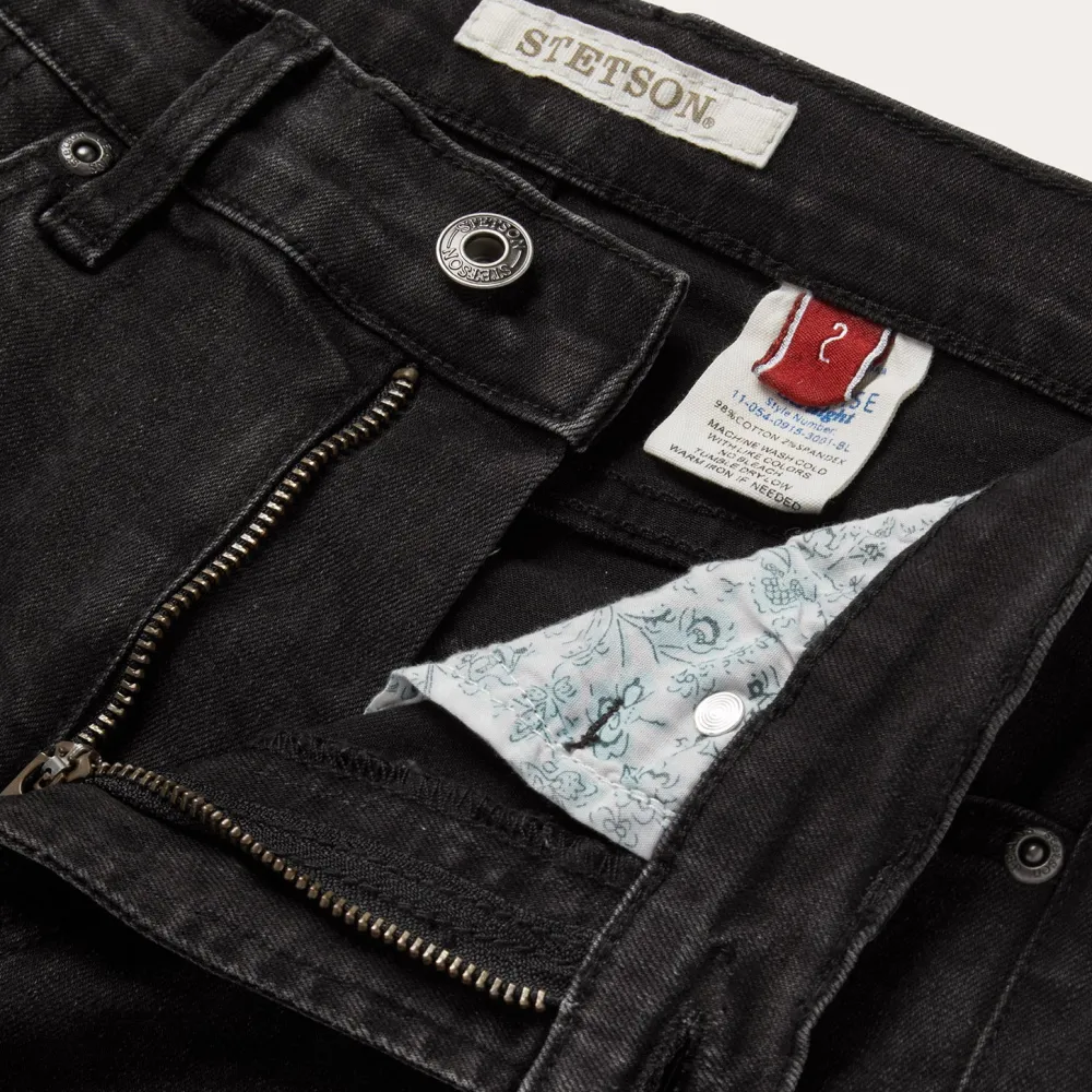 Stetson 915 High Rise Straight Fit Crop Jeans Black Best